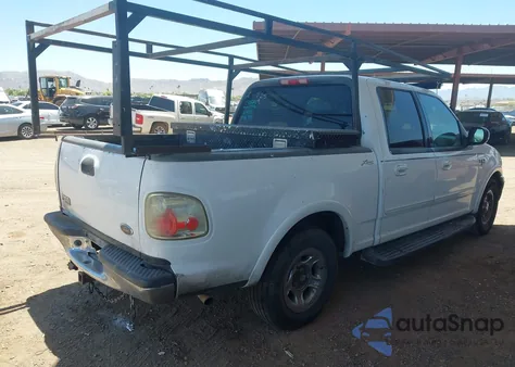 2002 Ford F-150 Lariat/Xlt z USA, uszkodzony, nr VIN 1FTRW07L52KB73025